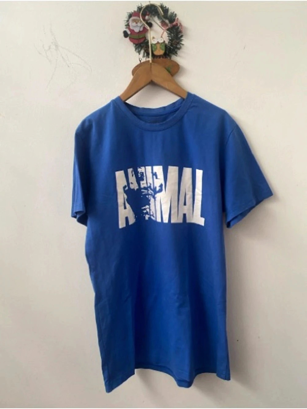 Graphic Short Sleeve Tee in royal Blue Like New